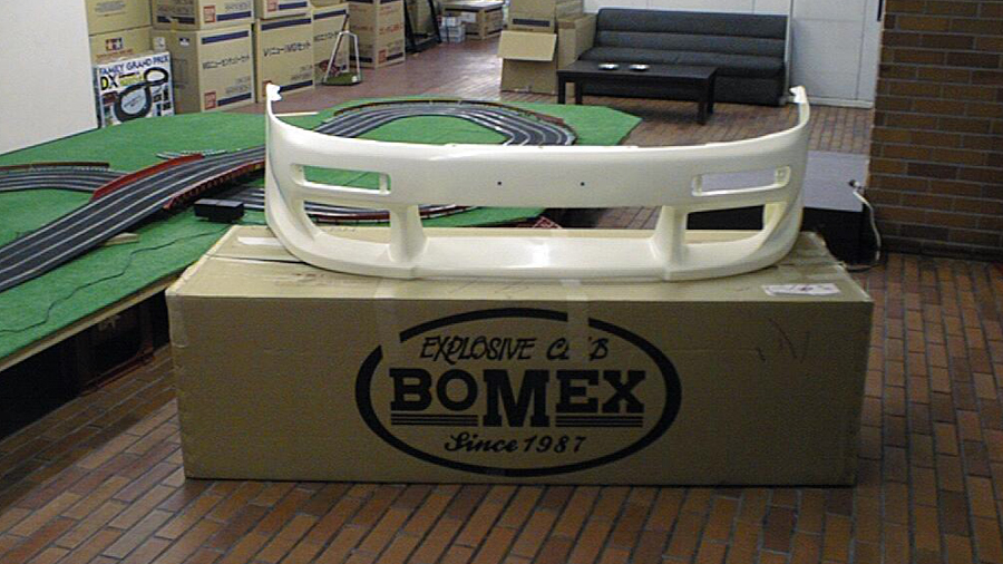 トレノ用BOMEXのフロントバンパー
